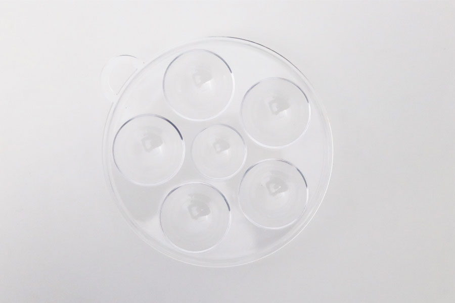 Round Tray transparent plastic pallet - 5 wells